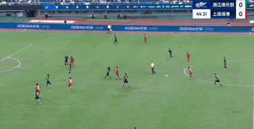 海港2-2浙江:穆斯卡特换人迟疑+引援错位,2-0优势遭读秒绝平 海港2-2浙江:穆斯卡特换人迟疑+引援错位,2-0优势遭读秒绝平