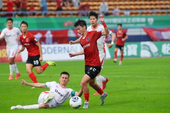 中乙-广州蒲公英1比2昆明城星:门将低级失误葬送好局,两连败敲响警钟 中乙-广州蒲公英1比2昆明城星:门将低级失误葬送好局,两连败敲响警钟